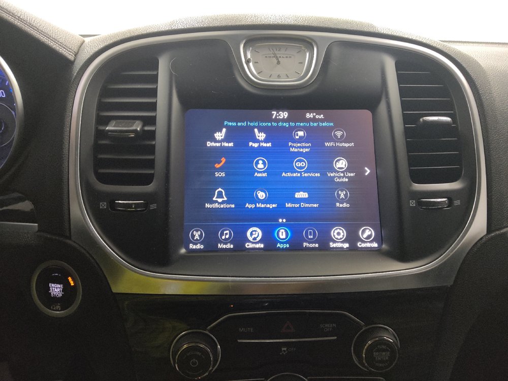 Used 2018 Chrysler 300 Touring L RWD image 25