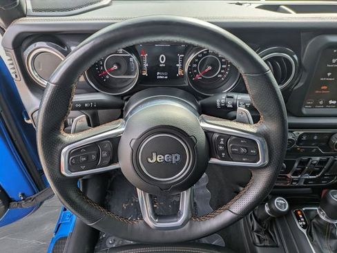 Used 2022 Jeep Wrangler Unlimited Rubicon w/ Xtreme Recon 35" Tire Package AWD/4WD image 16