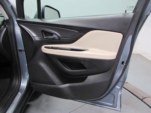 Used 2019 Buick Encore Sport Touring image 16