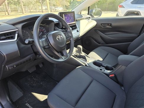 Certified 2025 Toyota Corolla LE image 25