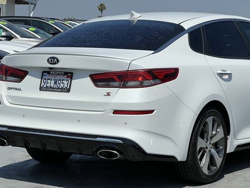 Used 2020 Kia Optima S FWD image 8