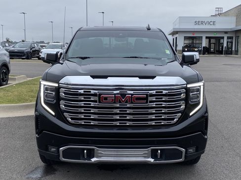 Used 2024 GMC Sierra 1500 Denali w/ Denali Reserve Package image 2
