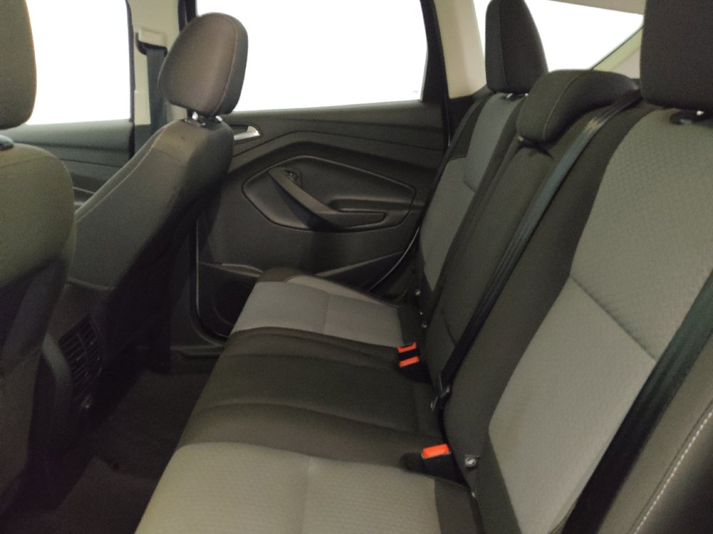 Used 2017 Ford Escape SE AWD/4WD image 18