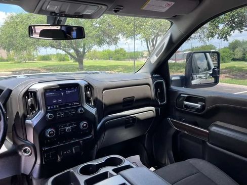 Used 2022 Chevrolet Silverado 2500 LT w/ Convenience Package AWD/4WD image 28