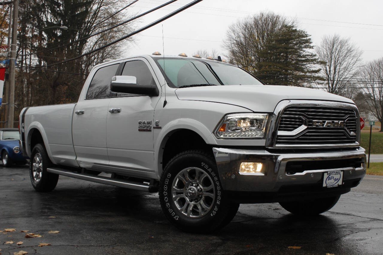 Used 2018 RAM 2500 Laramie w/ Snow Chief Group AWD/4WD image 1