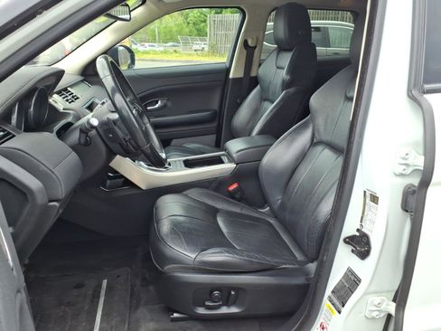 Used 2016 Land Rover Range Rover Evoque SE AWD/4WD image 13