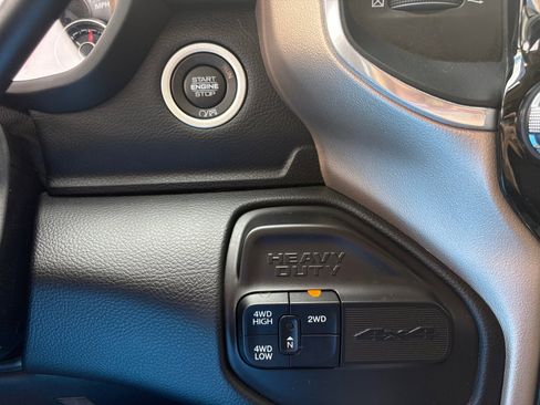Used 2022 RAM 3500 Laramie AWD/4WD image 24