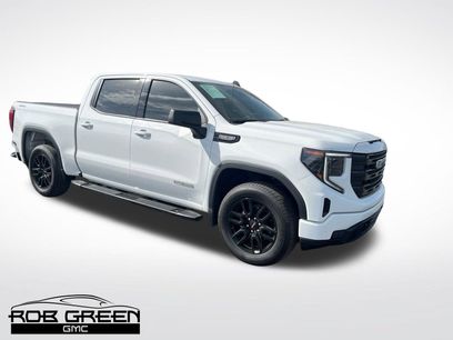 Used 2024 GMC Sierra 1500 Elevation w/ LPO, Elevation Black Package