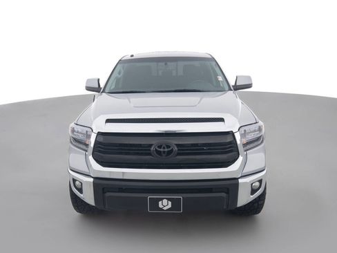 Used 2015 Toyota Tundra SR5 w/ SR5 Upgrade Package image 2