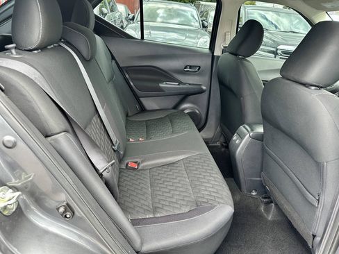 Used 2021 Nissan Kicks SV FWD image 29