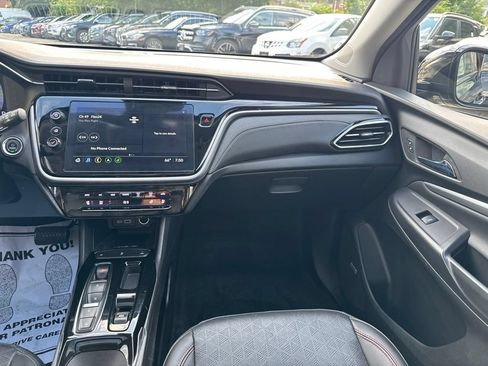 Used 2023 Chevrolet Bolt EUV Premier w/ Sun & Sound Package FWD image 25