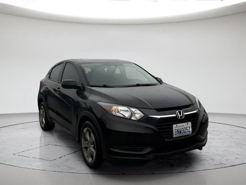 Used 2016 Honda HR-V LX image 3
