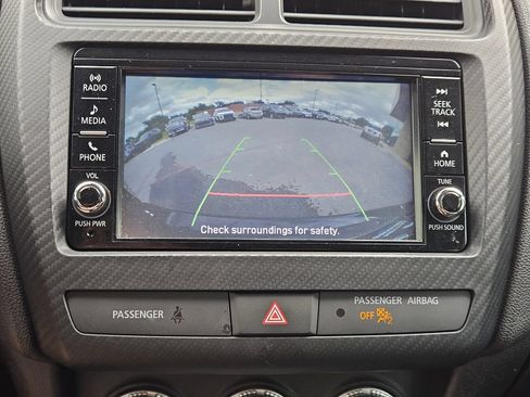 Used 2025 Mitsubishi Outlander Sport ES AWD/4WD image 14