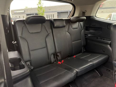 Used 2025 Kia Telluride S AWD/4WD image 17