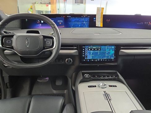 New 2025 Lincoln Navigator L Reserve w/ Jet Appearance Package image 9