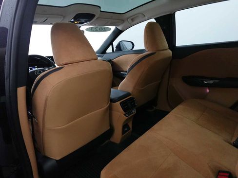 Used 2023 Lexus RZ 450e Luxury image 31