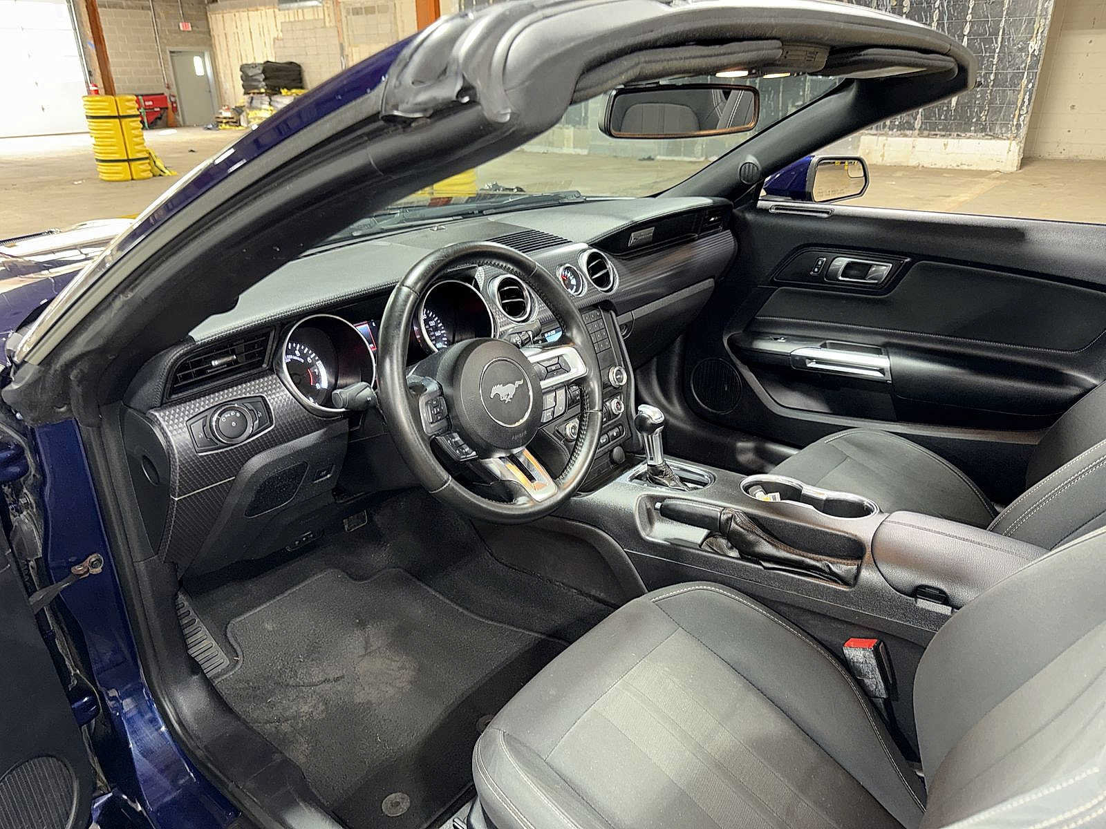 Used 2019 Ford Mustang Convertible w/ Ecoboost Performance Package RWD image 28