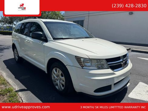 Used 2017 Dodge Journey SE FWD image 3