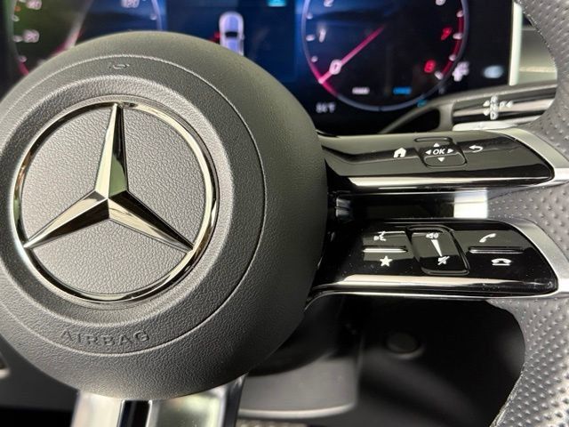 Used 2024 Mercedes-Benz CLE 300 4MATIC Coupe image 30