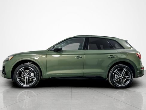 Used 2023 Audi Q5 e Premium Plus w/ Premium Plus Package image 2