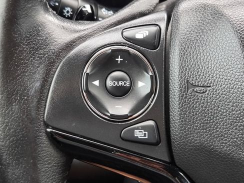Used 2022 Honda HR-V Sport image 25