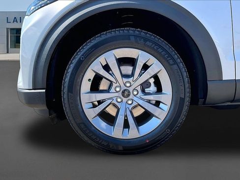 New 2026 Ford Explorer Active w/ Active Comfort Package AWD/4WD image 13