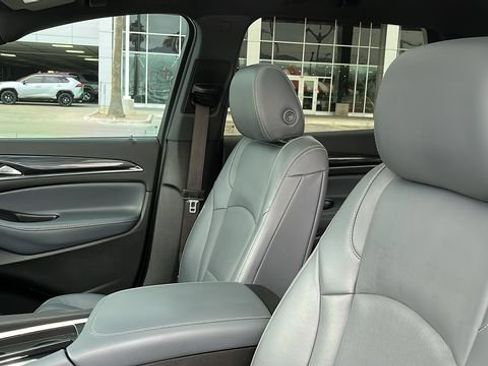 Used 2023 Buick Enclave Essence w/ Experience Buick Package FWD image 15
