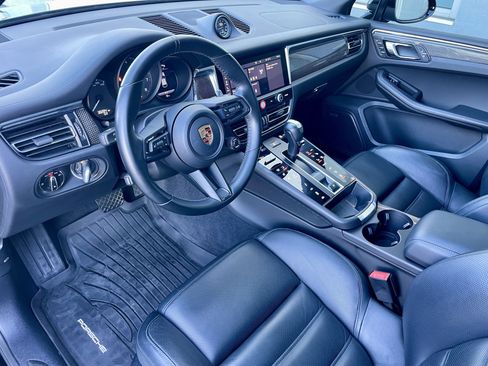 Used 2023 Porsche Macan GTS image 13