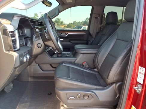 Used 2023 GMC Sierra 1500 Denali w/ Denali Reserve Package AWD/4WD image 3