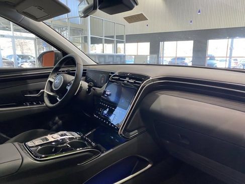 Used 2024 Hyundai Tucson Limited image 40