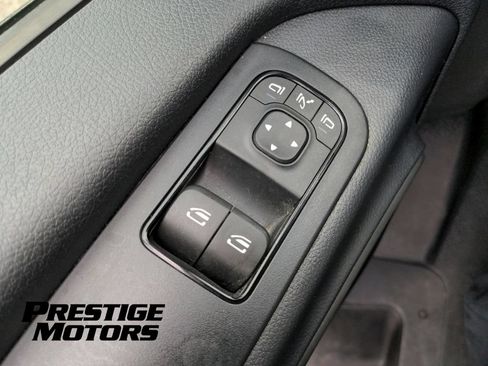 Used 2022 Mercedes-Benz Sprinter 2500 w/ Parking Package image 22