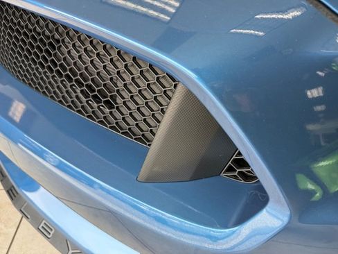 Used 2019 Ford Mustang Shelby GT350 w/ Technology Package RWD image 29