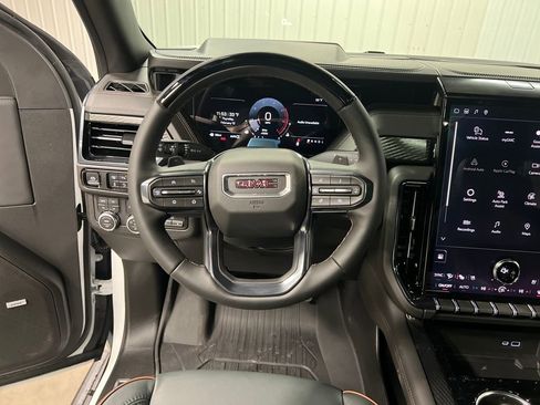 New 2026 GMC Yukon XL AT4 w/ AT4 Premium Plus Package image 18