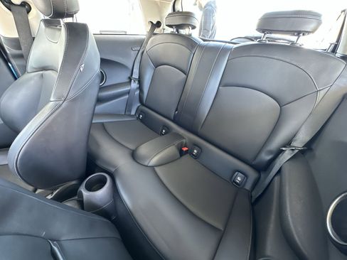 Used 2015 MINI Cooper S image 27