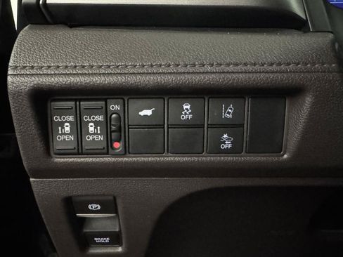 Used 2020 Honda Odyssey EX-L image 17