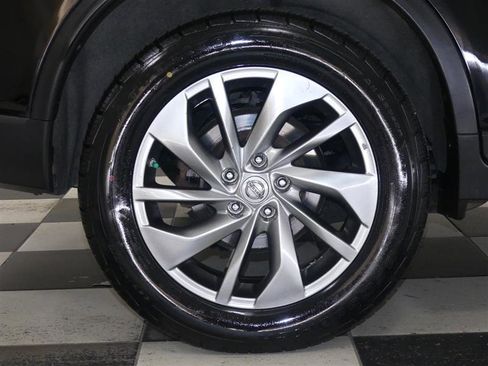 Used 2015 Nissan Rogue SL w/ SL Premium Package AWD/4WD image 34
