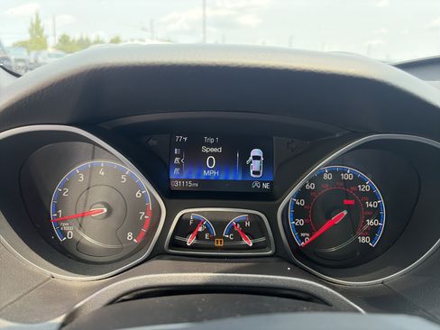 Used 2017 Ford Focus RS AWD/4WD image 36