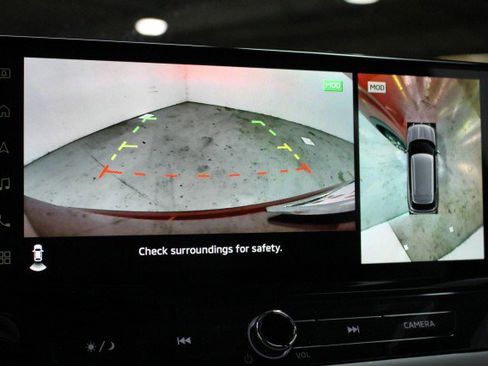 New 2025 Mitsubishi Outlander SE image 13