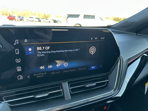 New 2026 Chevrolet Trax RS w/ Driver Confidence Package image 20