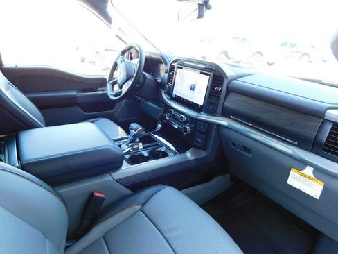 New 2025 Ford F150 Lariat w/ Equipment Group 501A Mid image 17