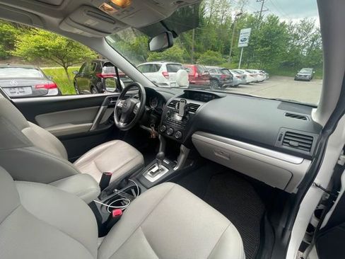 Used 2015 Subaru Forester 2.5i Limited AWD/4WD image 22