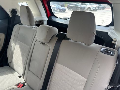 Used 2022 Ford EcoSport S image 10