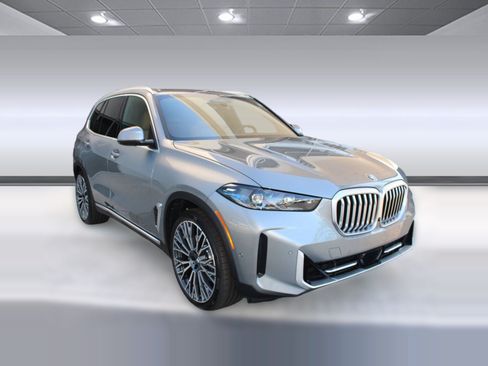 Used 2026 BMW X5 sDrive40i RWD image 7