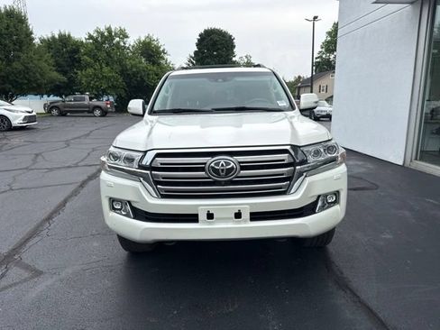 Used 2016 Toyota Land Cruiser AWD/4WD image 6