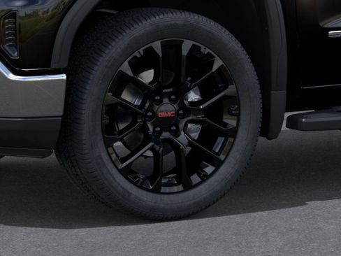 New 2026 GMC Sierra 1500 SLT image 9