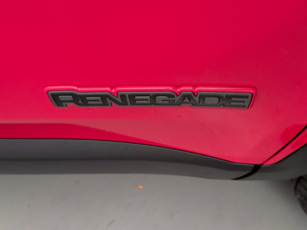 Used 2023 Jeep Renegade Trailhawk AWD/4WD image 13