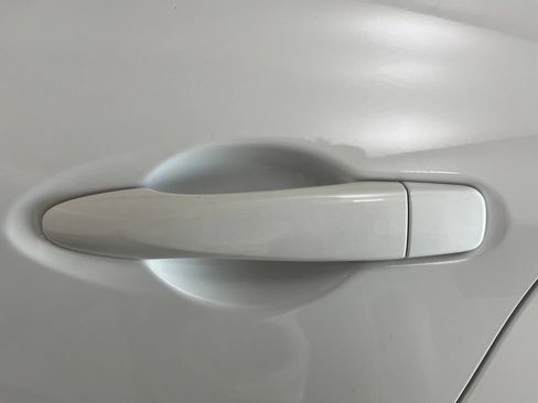 Used 2024 Nissan Kicks SV FWD image 40