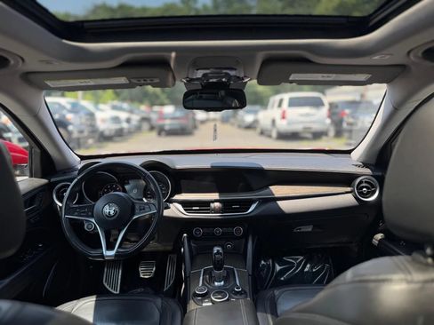 Used 2018 Alfa Romeo Stelvio Ti Lusso AWD/4WD image 24