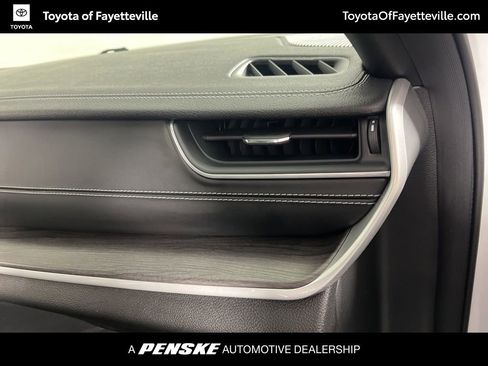 Used 2024 Jeep Grand Cherokee L Limited w/ Trailer Tow Package image 23