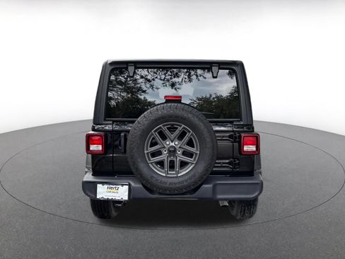 Used 2025 Jeep Wrangler Unlimited Sport AWD/4WD image 10